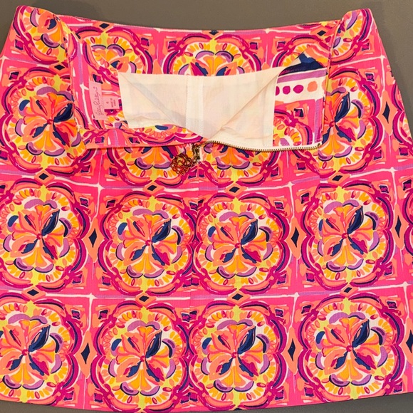 Lilly Pulitzer Marigold Pink Fushion Floral Skort Size 4 - Picture 8 of 9